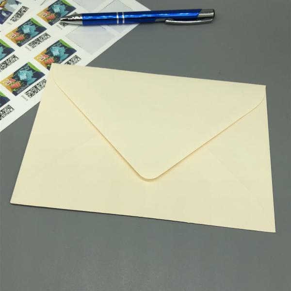 Briefumschlag B6 Klappe Briefmarken